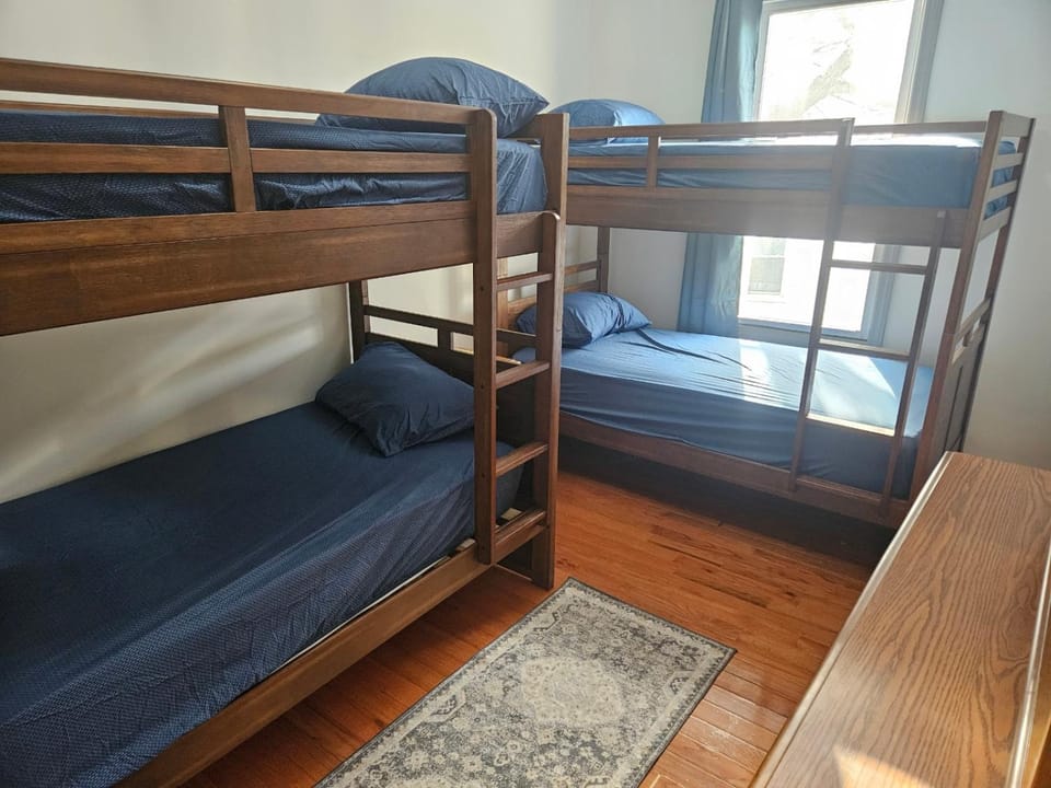 bunk bed