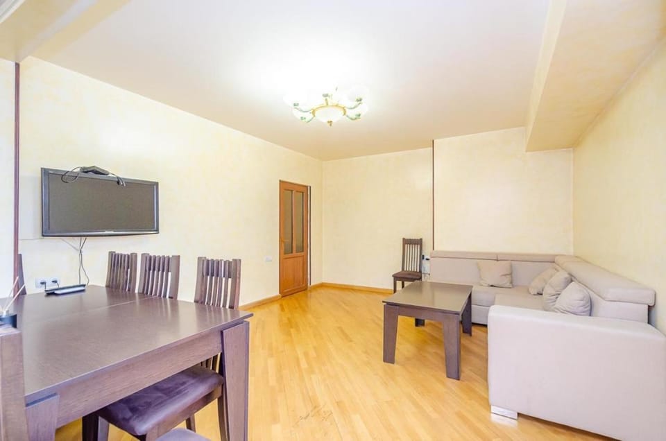 15A7Great apartment in the very center of Yerevan Apartment in Yerevan