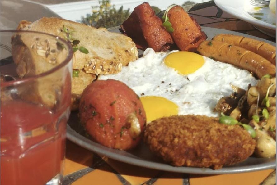 Breakfast, Breakfast