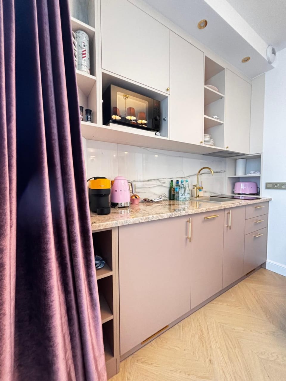 Kitchen or kitchenette, microwave, stove, kitchen