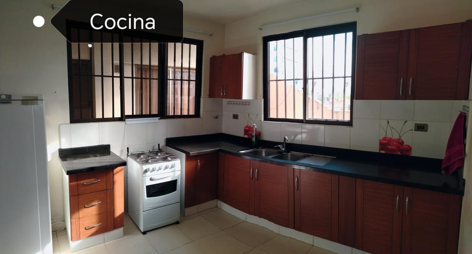 Zona Premium - Amplio Dep Apartment in Cochabamba