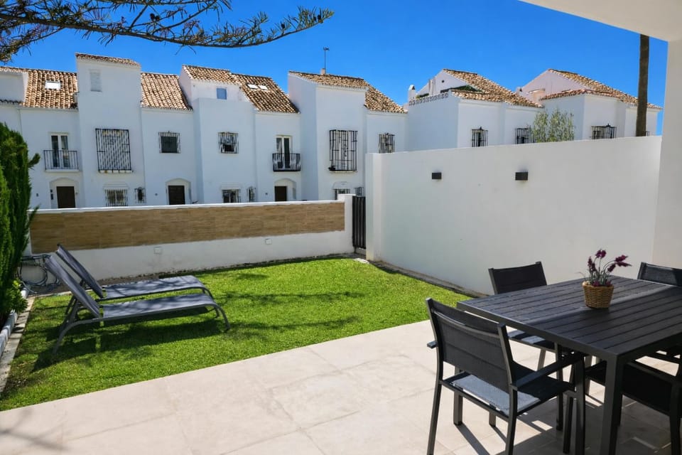 Patio, Seating area