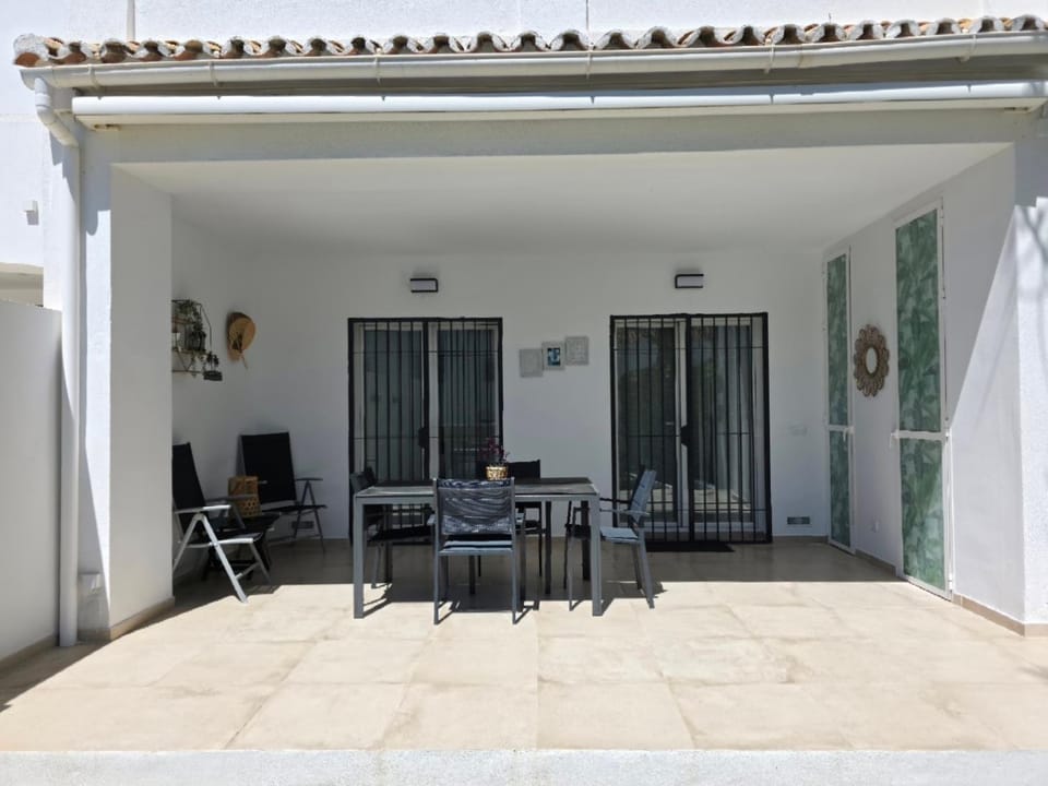 Patio, Balcony/Terrace