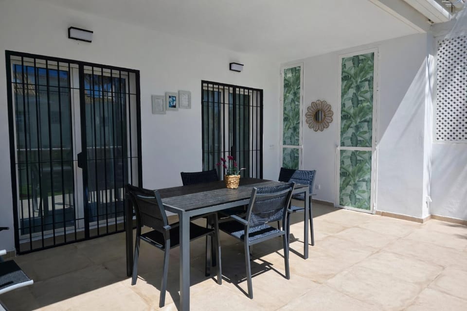 Patio, Balcony/Terrace