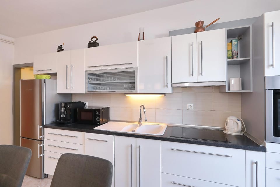 One bedroom apartment with BBQ Apartment in Zadar