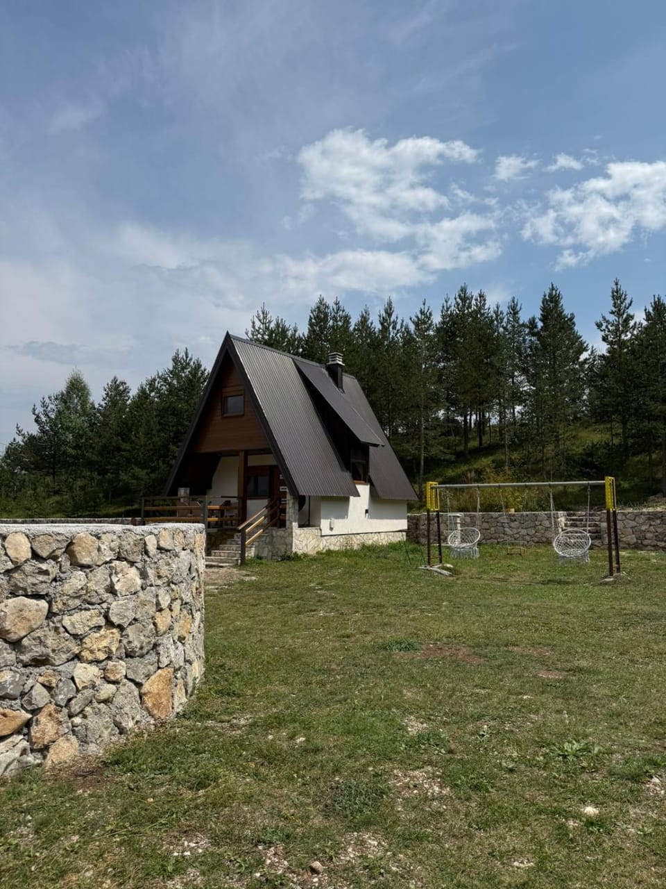 Zelena dolina Zminica House in Zlatibor District, Serbia