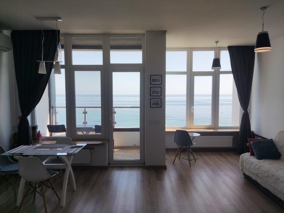 Seaside Apartments Apartment in Odessa