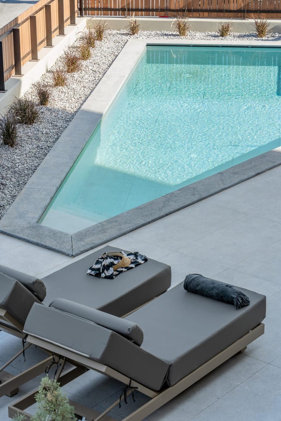 Swimming pool, Swimming pool