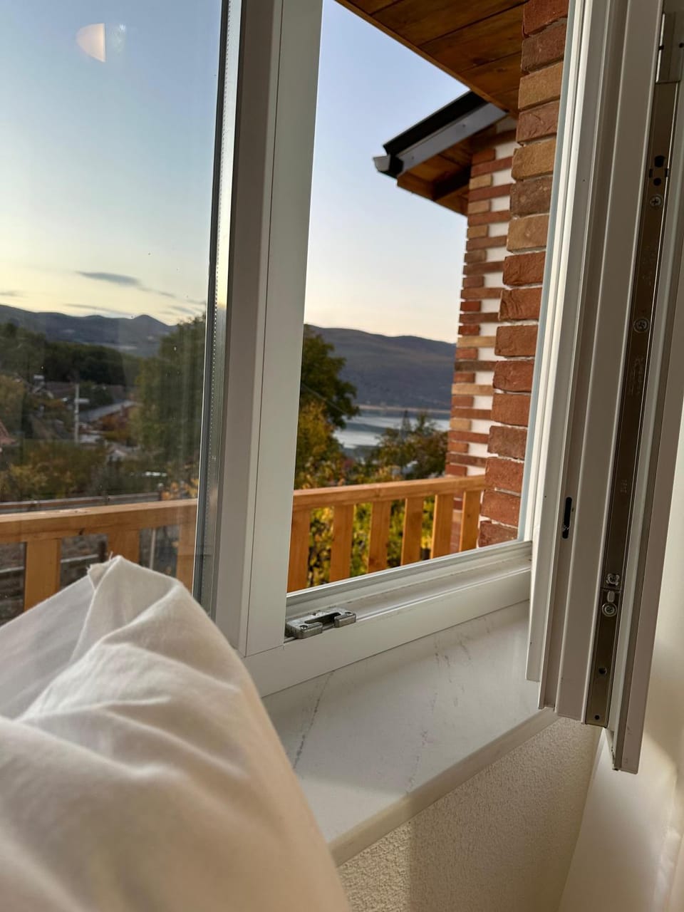 Bed, View (from property/room), Lake view