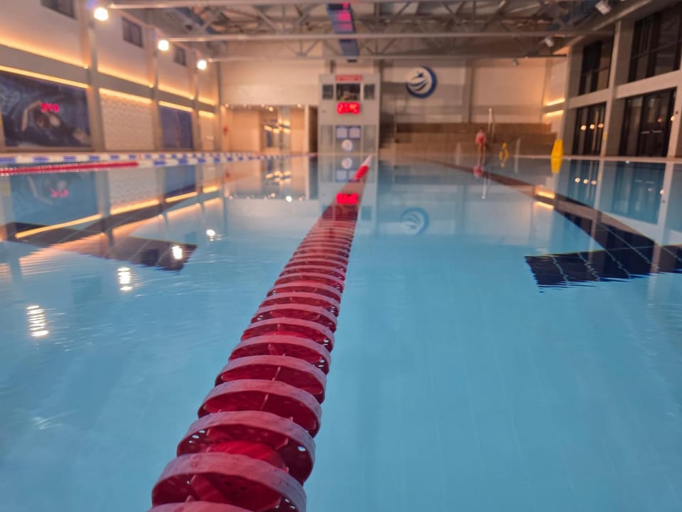 Swimming pool