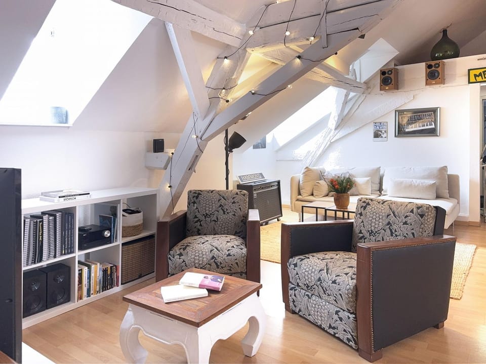 Library, TV and multimedia, Living room, Seating area