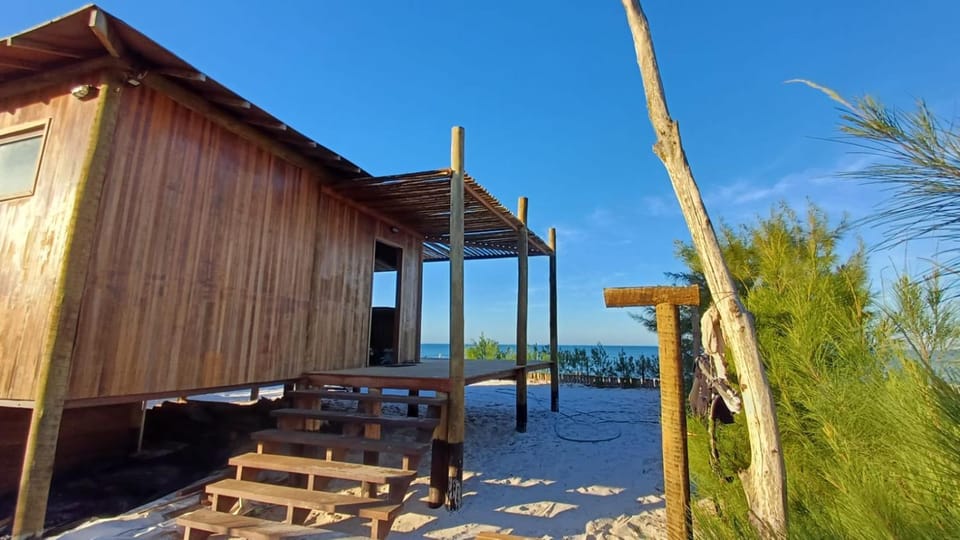 Chalé Beach Front Arraial do Cabo House in State of Rio de Janeiro
