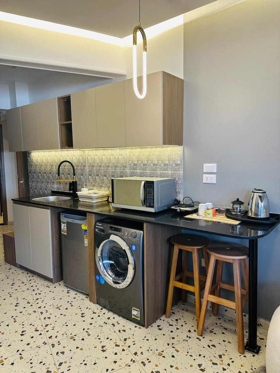 Kitchen or kitchenette