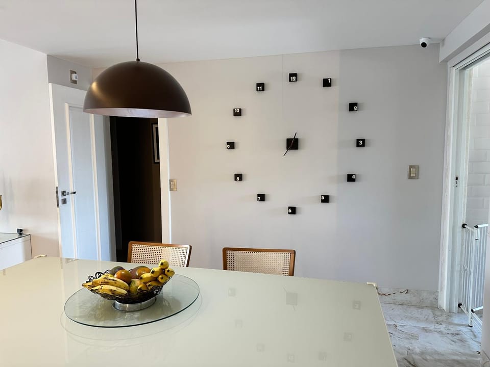 Living room, Food