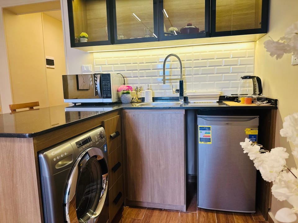 Kitchen or kitchenette, washing machine, kitchen, kitchen