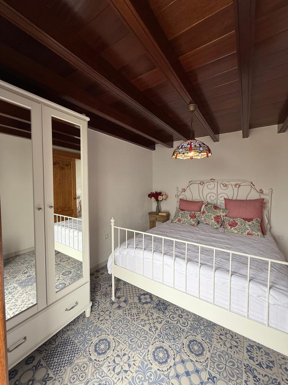 Bed, Bedroom, wardrobe