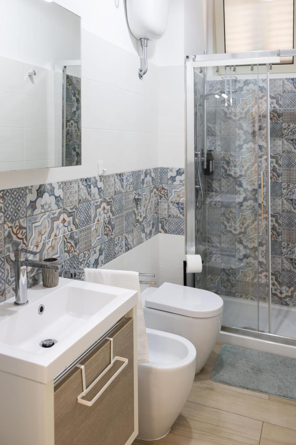 Shower, Toilet, Bathroom, bidet
