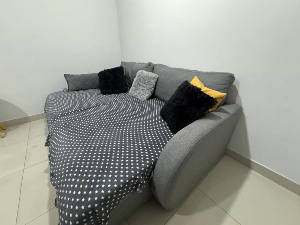 Apartamento telado ar condicionado no centro até 10 pessoas Apartment in State of São Paulo