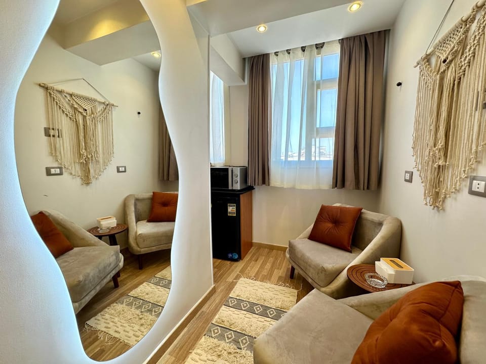 View (from property/room), Living room, Seating area