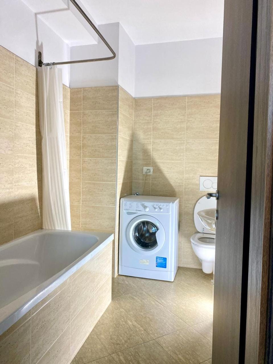 1 room apartment-centre,10min walk to UNTOLD Festival Apartment in Cluj-Napoca