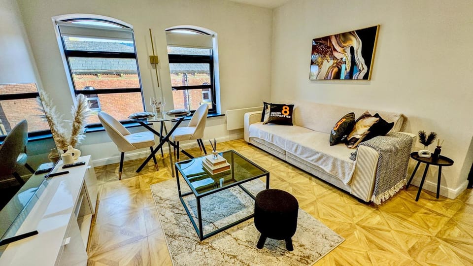 Living room, Photo of the whole room