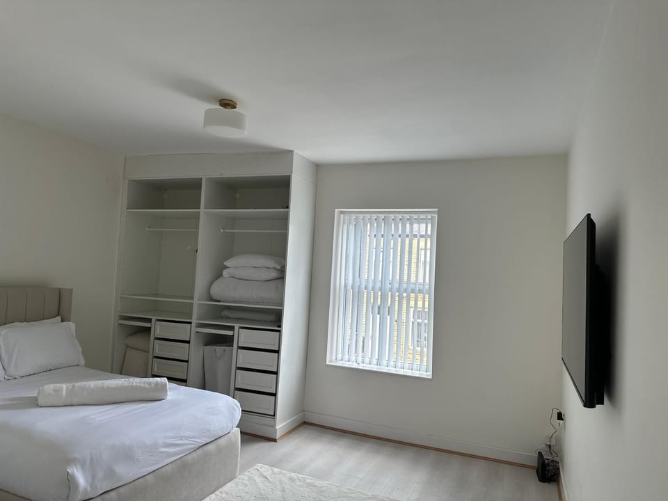 The Beige House House in Dewsbury