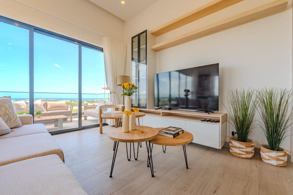 New! Luxury PH with Pool Golf & Ocean Views Apartment in Punta Cana