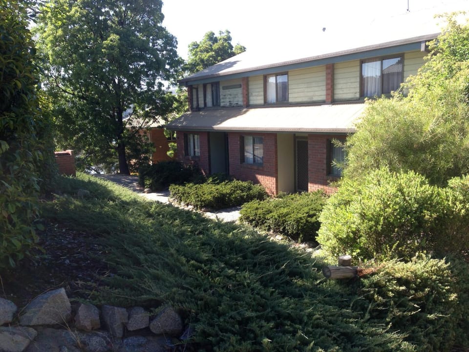 Property building, Garden, Garden view