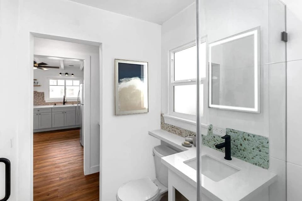 Steps to the pier! Apartment in San Clemente