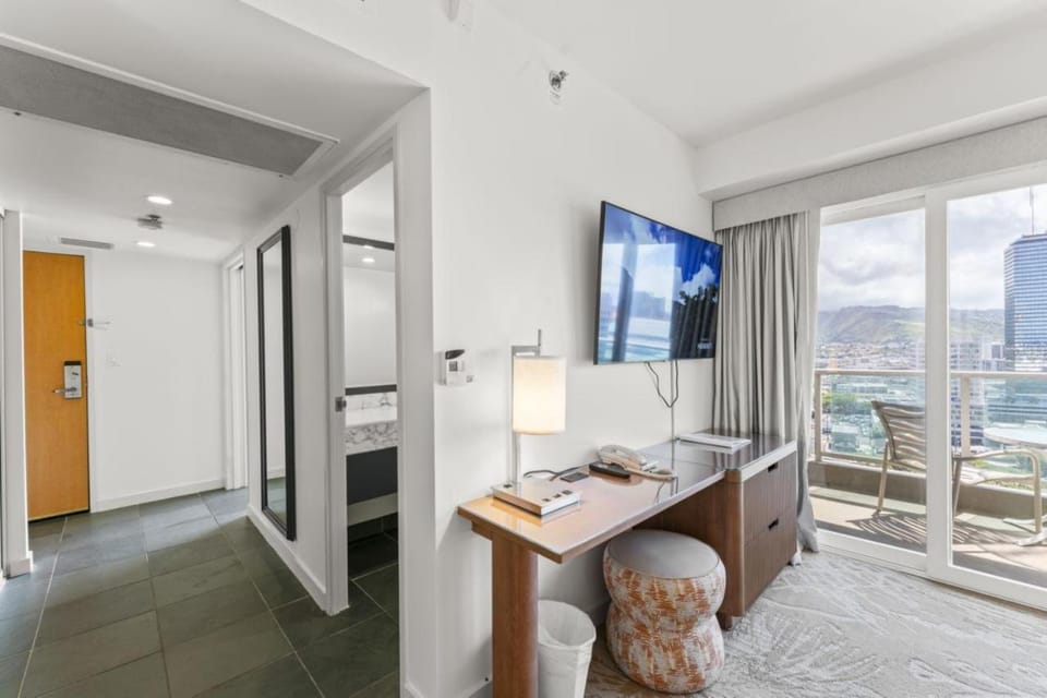 Ala Moana Hotel 1626 one bedroom w King bed Apartment in Honolulu