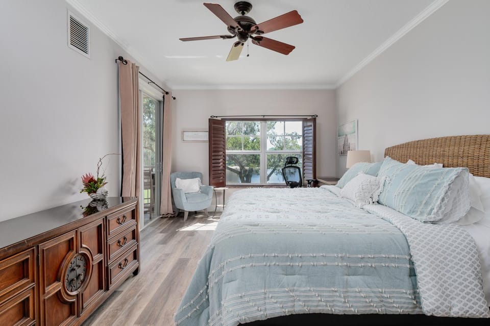 3BR l Pool Family & Corporate Travel Sleeps 6 House in Palm Coast