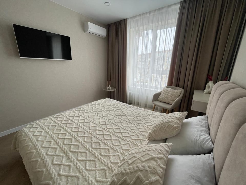 TV and multimedia, Photo of the whole room, Bedroom