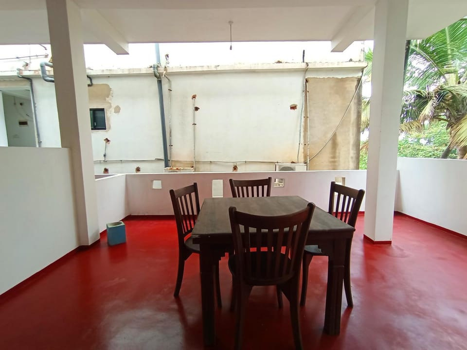 Chenaya Guest House Bed and Breakfast in Mirissa