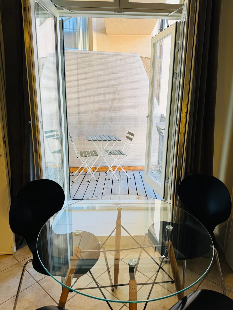 View (from property/room), Balcony/Terrace, Seating area, Dining area