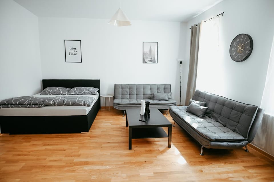 Bed, Living room, Seating area