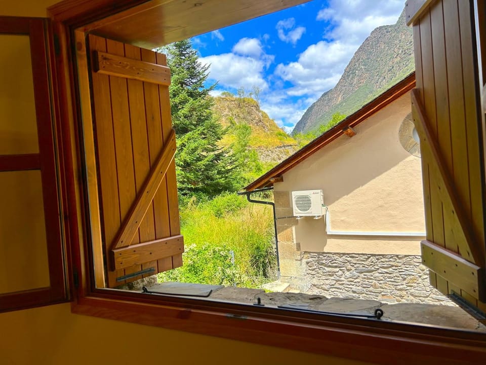 Apartament de muntanya i lluminós by RURAL D'ÀNEU Apartment in Pallars Jussà