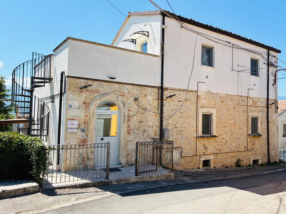 Casa Elvira Basilico intera struttura Apartment in Abruzzo