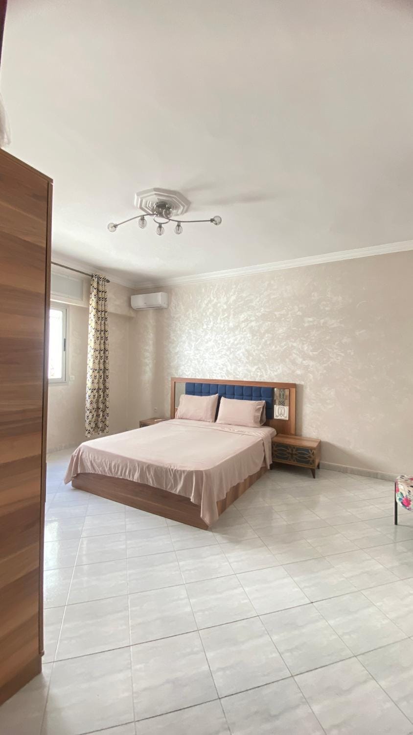 Bed, Bedroom, fireplace