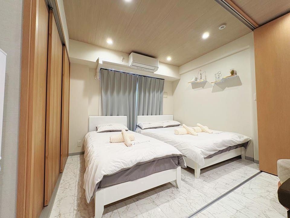Kumo 云 Apartment in Osaka