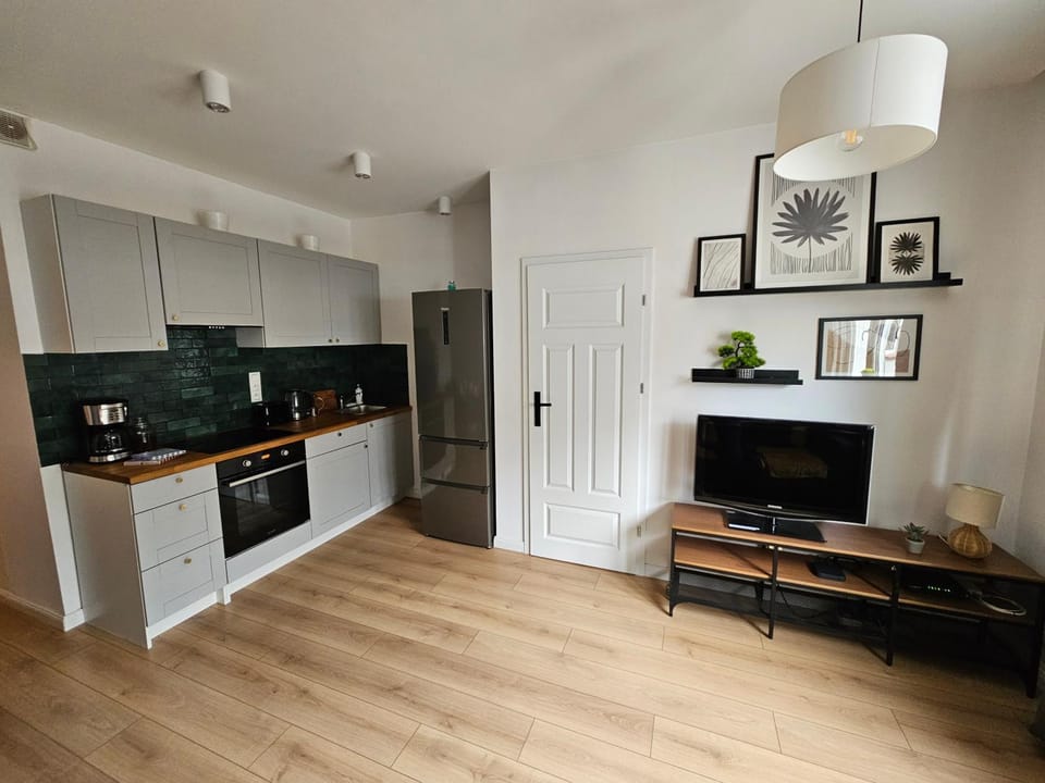 Luksus w centrum miasta-6 osobowy apartament w kamienicy Apartment in West Pomeranian Voivodeship, Poland