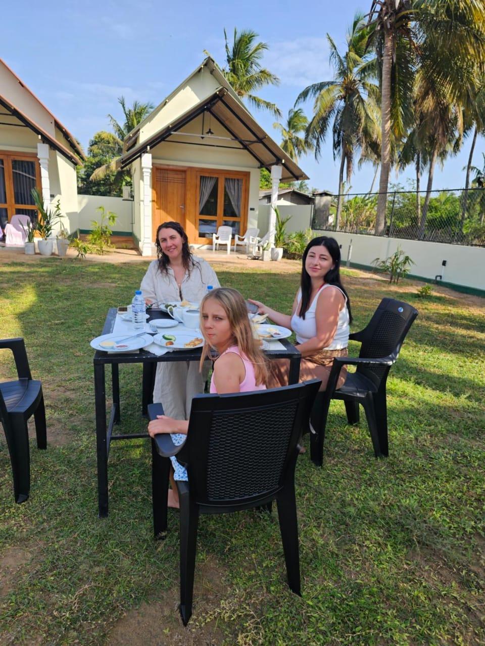 Day, Garden view, group of guests
