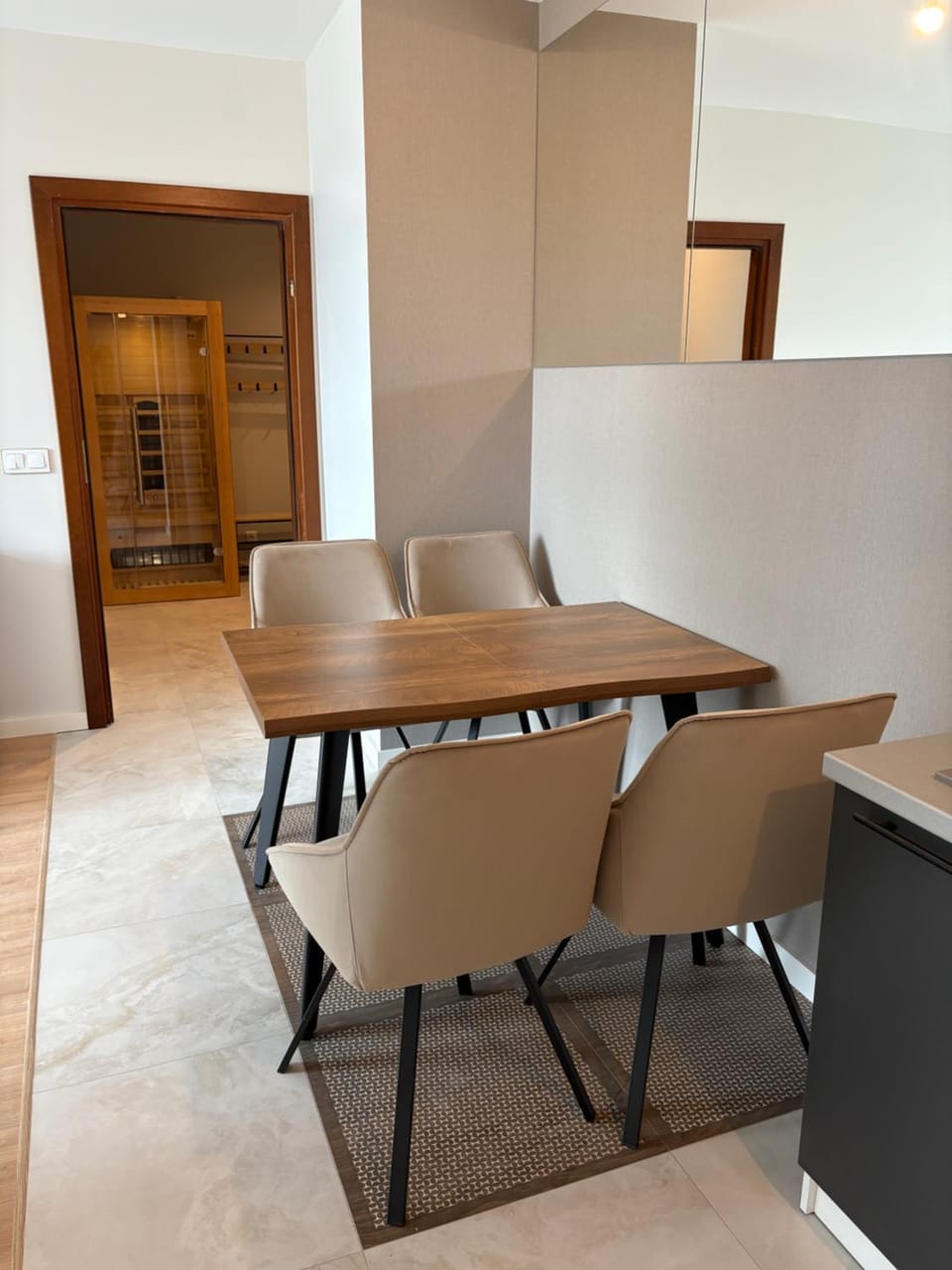 Living room, Dining area