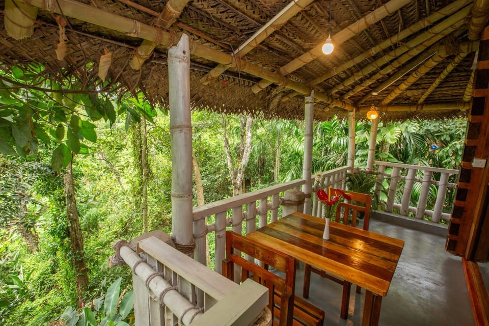 Property building, Natural landscape, Balcony/Terrace
