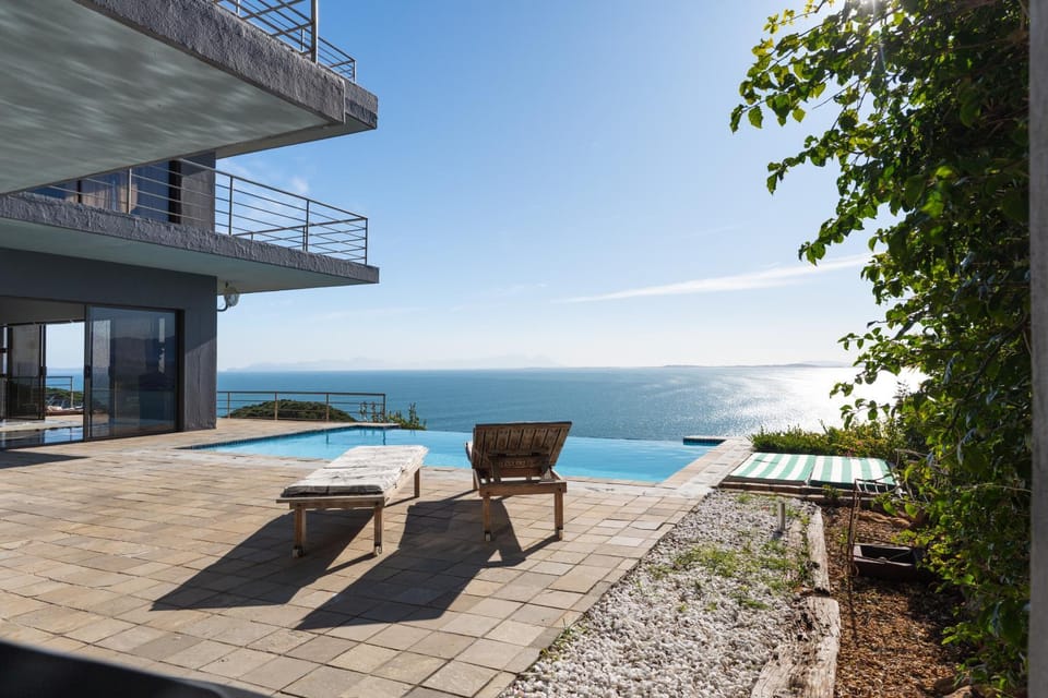 Property building, Patio, Day, View (from property/room), Balcony/Terrace, Pool view, Sea view, Swimming pool, sunbed