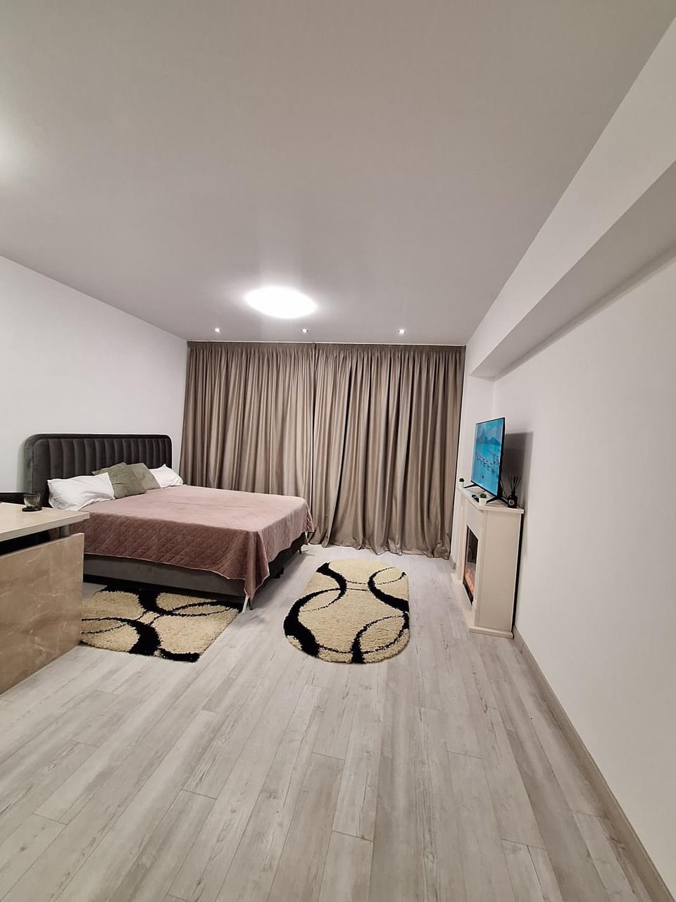 Rin grand 1 room luxury Apartment in Bucharest