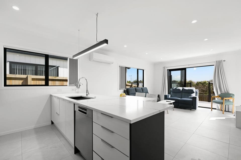 Brand New 3Bedrooms House in The Base Te Rapa House in Hamilton