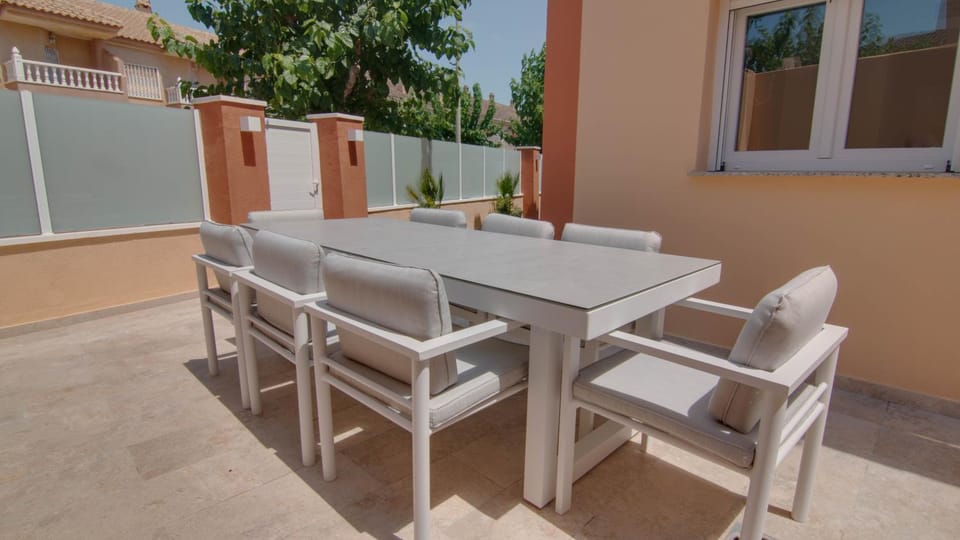 BBQ facilities, Garden, Garden, Balcony/Terrace, Seating area