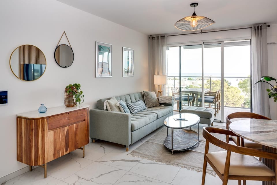 Balcony/Terrace, Seating area, Dining area, Sea view