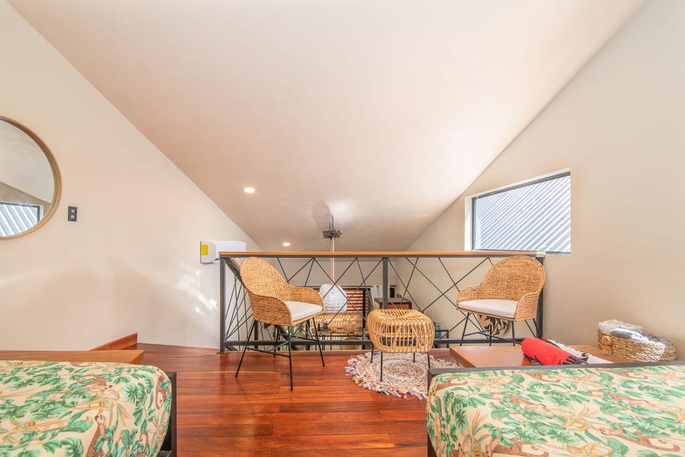 Bed, Living room, Photo of the whole room, Bedroom