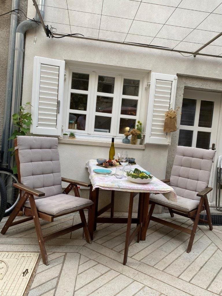 Balcony/Terrace, Seating area
